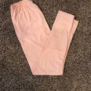Peach leggings